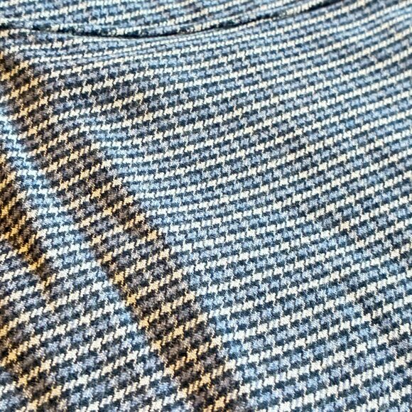 Hollister HIgh Rise Blue Front Slit Zip Closure Mini Skirt - Picture 3 of 11